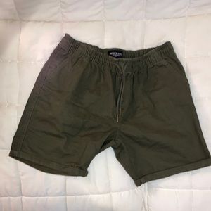 Brave Sole - Short Size M - Olive Green
